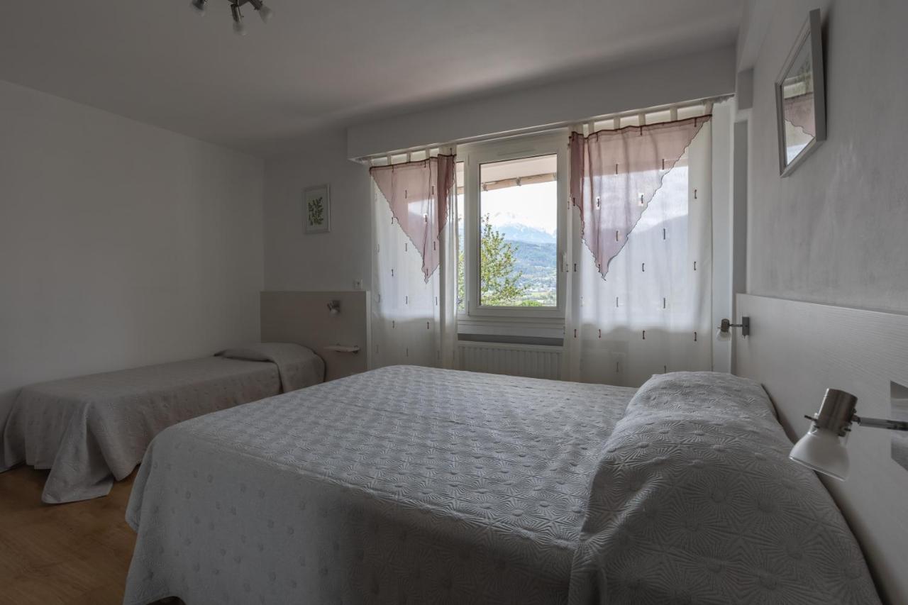 Ferienwohnung Vue Sur Les Montagnes Embrun Exterior foto
